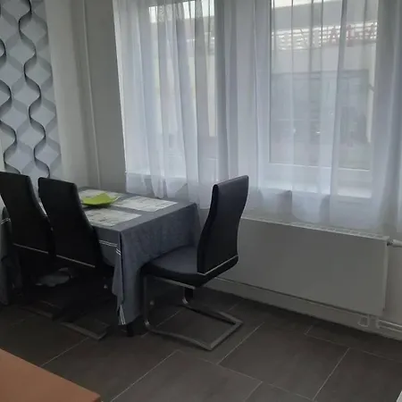 Prague Apartment In Most Near Golf Club, Aqua-Hipo-Autodrom In Most Exterior photo